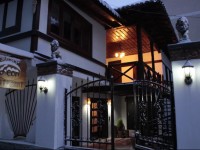 Bujtina Leon Guest House