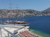 Port Side Sarande