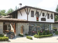 Guest Rooms Cheshmata 2*