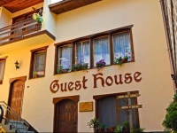 Palyongov Guest House