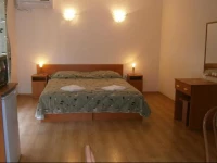 Family Hotel Central 2*