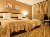 Earth & People Hotel & SPA