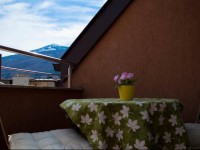 Happy Home Apartment