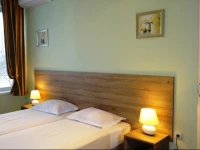 Guest Rooms Kom