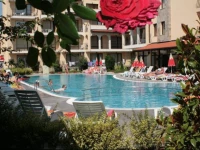 Aparthotel Rose Village