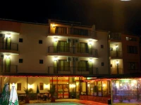 Friends Family Hotel 2*