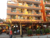 Hotel Deykin 2*