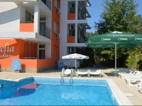 Abelia Apartments