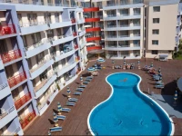 Apartments in Complex Central Plaza