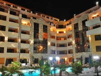 Emerald Paradise Apartments