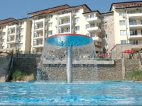 Sunny Beach Hills Apartment