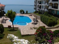 E R Suncoast Apartments