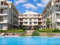 Private Apartments in Royal Bay Residence