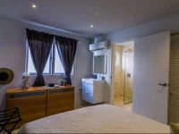 Modern Bakval Residence