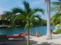 Dolce Cabana Waterfront Suites