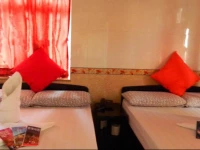 New London Hostel 2*