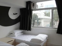 Pandas Hostel - Elegant 1*