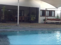 Villa con Piscina en la Playa