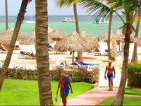 Los Corales Beach Villas