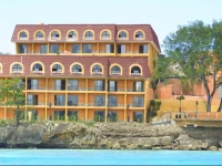Exxtraordinary Resort - Bellamar