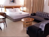 Palm Hotel Suites