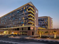 Oryx Rotana Doha 5*