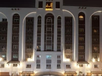Al Liwan Suites Doha 4*