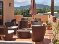 В–Apartment Avenue des Rosiers III