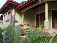 Mountains Edge Holiday Inn & Family Bungalow