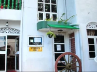 Golden Bridge Guest House Mount Lavinia 2*