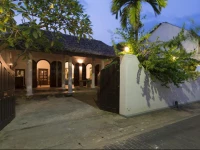 Ambassadors House - an elite haven 3*