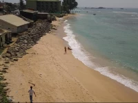 Happy Tuna Beach Hostel