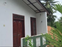 Surf Paradise Meddawatta