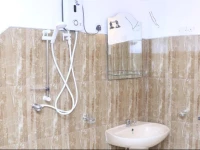 Sayuri Guest and Cool Bar