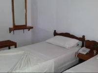 Lahuru Safari Home Stay