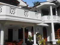Srinik Guest House