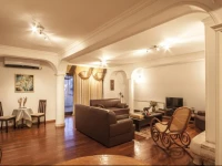 Central Exclusive Apartment/Penthouse