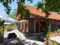 Robinson Sunset Guest House