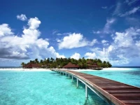 Diamonds Thudufushi Beach & Water Villas 5*