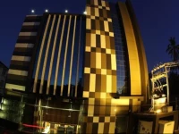 Clover Suites Royal Lake