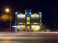 Royal Golden 9 Miles Hotel