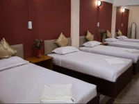 Myint Myat Guest House 2*