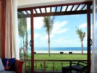 Ngwe Saung Yacht Club & Resort