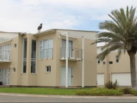 F1 Waterfront Estate Villa