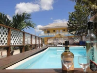 Sea Horizon Apartments