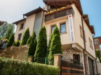 The Doctors House Hostel