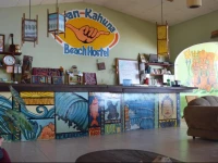 Gran Kahuna Beach Hostel