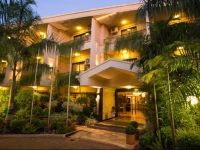 Las Ventanas Suites Hotel