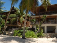 LГЊlot Beach Chalets