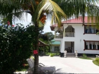 Zanboza Guesthouse Self Catering